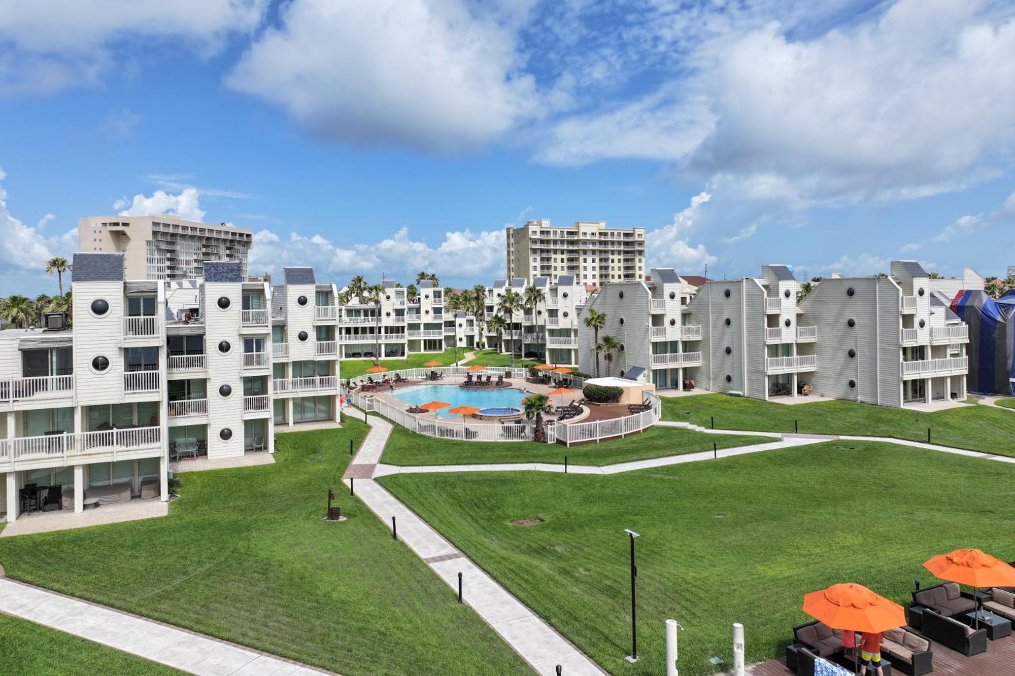 New Stunning Ocean-View Beachfront Resort, Heated Pool! South Padre Island Exterior foto